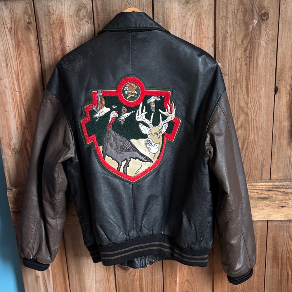Vintage North American Hunting Club lifetime Leather Bomber Embroidered